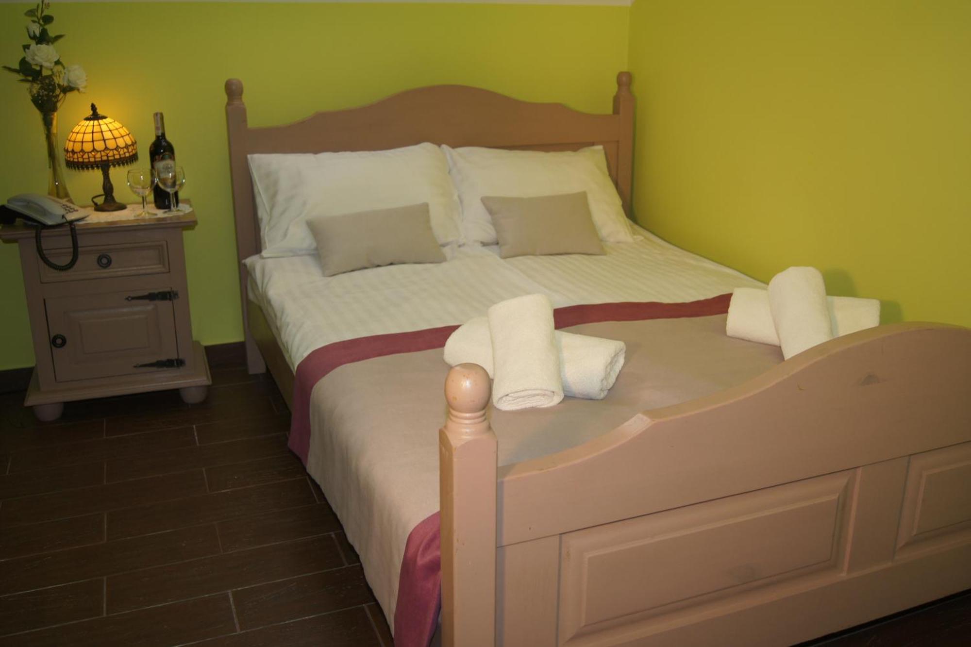 Hotel Pod Herbem -Pokoje Ozonowane Μπιάλιστοκ Δωμάτιο φωτογραφία