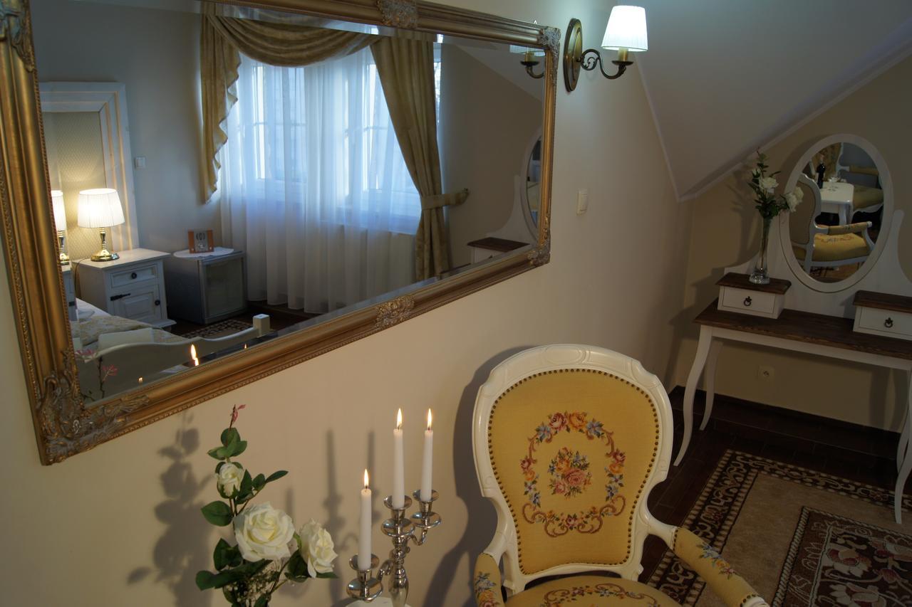 Hotel Pod Herbem -Pokoje Ozonowane Μπιάλιστοκ Εξωτερικό φωτογραφία