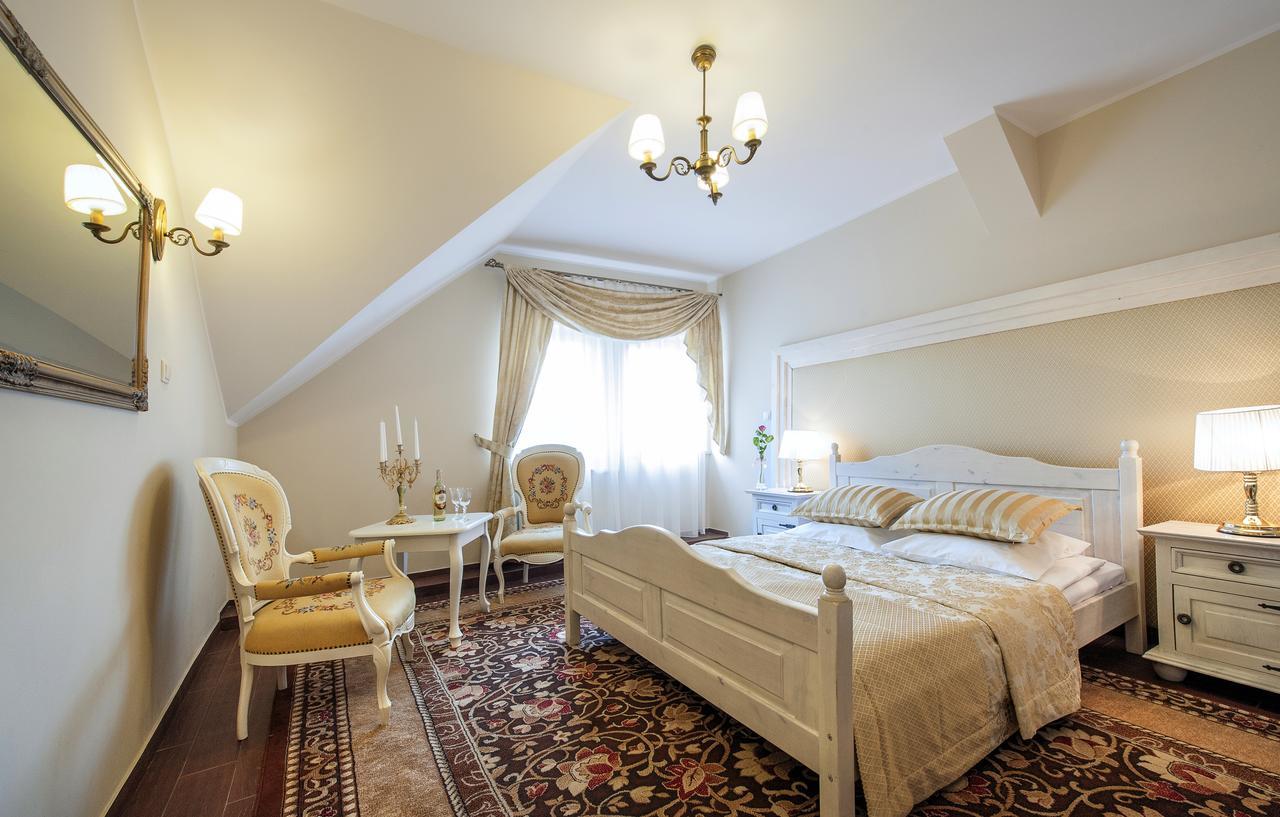 Hotel Pod Herbem -Pokoje Ozonowane Μπιάλιστοκ Εξωτερικό φωτογραφία